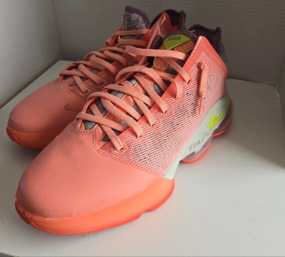 Nike LeBron XIX (19) Low Shoes~ Crimson Bliss (DQ8344-600) Men's Size 12 - Picture 3 of 5